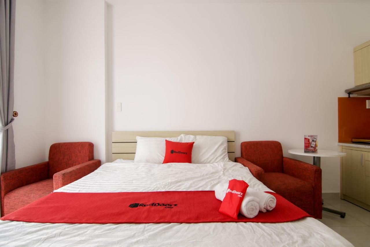 Reddoorz Near Quan Khu 7 Stadium Ciudad Ho Chi Minh  Exterior foto